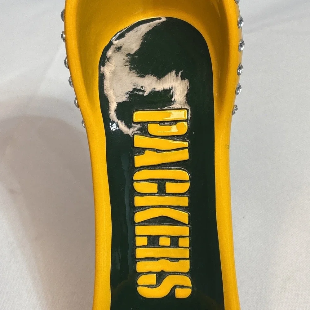 Green Bay Packers Wine Bottle Holder High Heel Shoe NFL Decor Evergreen Enterpri